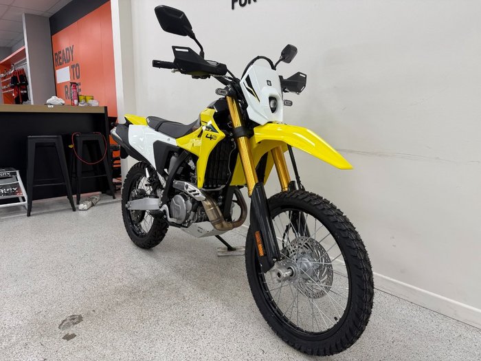 2025 Suzuki DR-Z400S Yellow