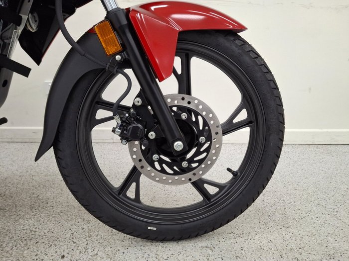 2026 Honda CB125F (CBF125) red