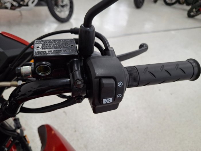 2026 Honda CB125F (CBF125) red