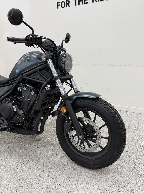 2025 Honda CMX 500 grey