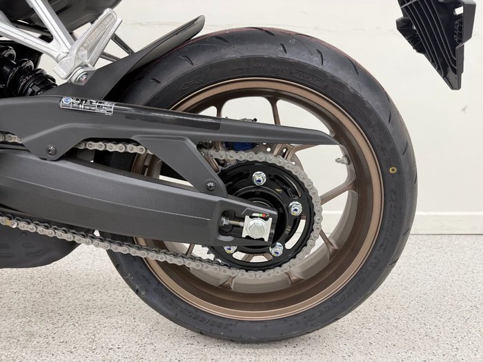 2025 Honda CB650RAC Red