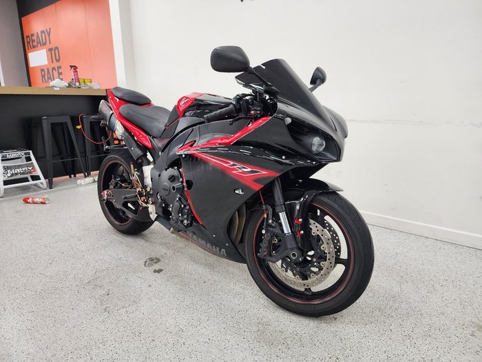 2012 YAMAHA YZF-R1 Red