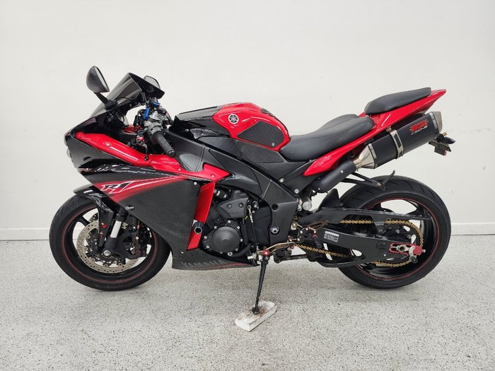 2012 YAMAHA YZF-R1 Red