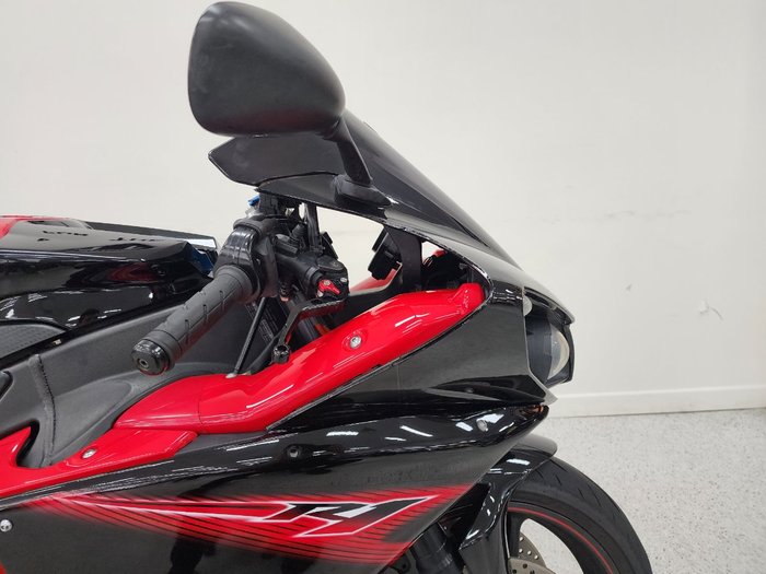 2012 YAMAHA YZF-R1 Red
