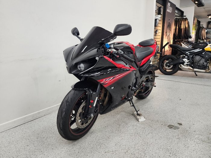 2012 YAMAHA YZF-R1 Red