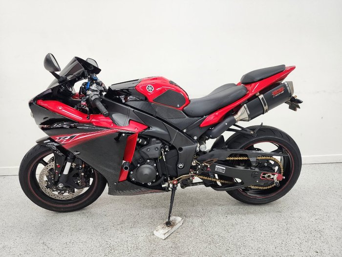 2012 YAMAHA YZF-R1 Red