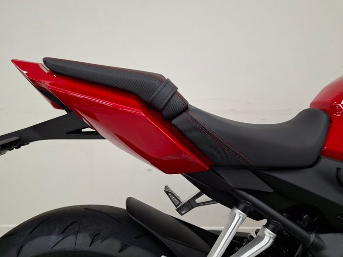2025 Honda CBR650RAC Red