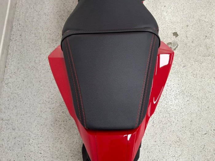 2025 Honda CBR650RAC Red