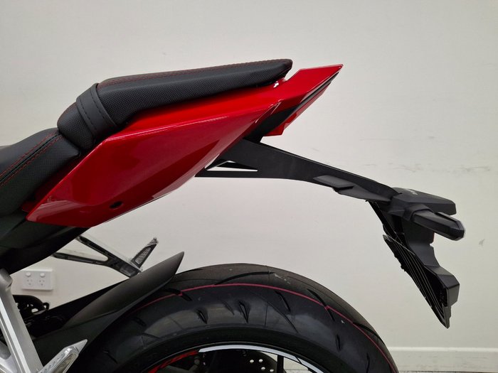 2025 Honda CBR650RAC Red