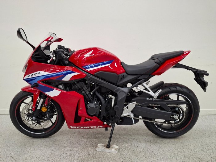2025 Honda CBR650RAC Red
