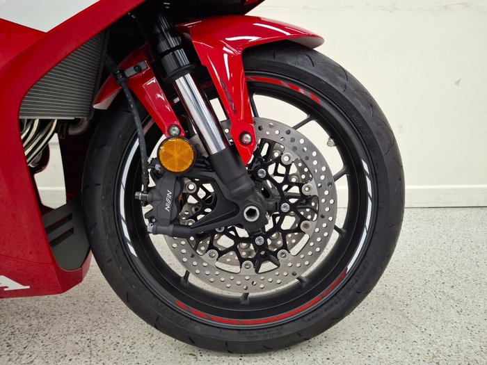 2025 Honda CBR650RAC Red