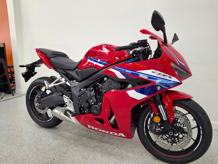 2025 Honda CBR650RAC Red