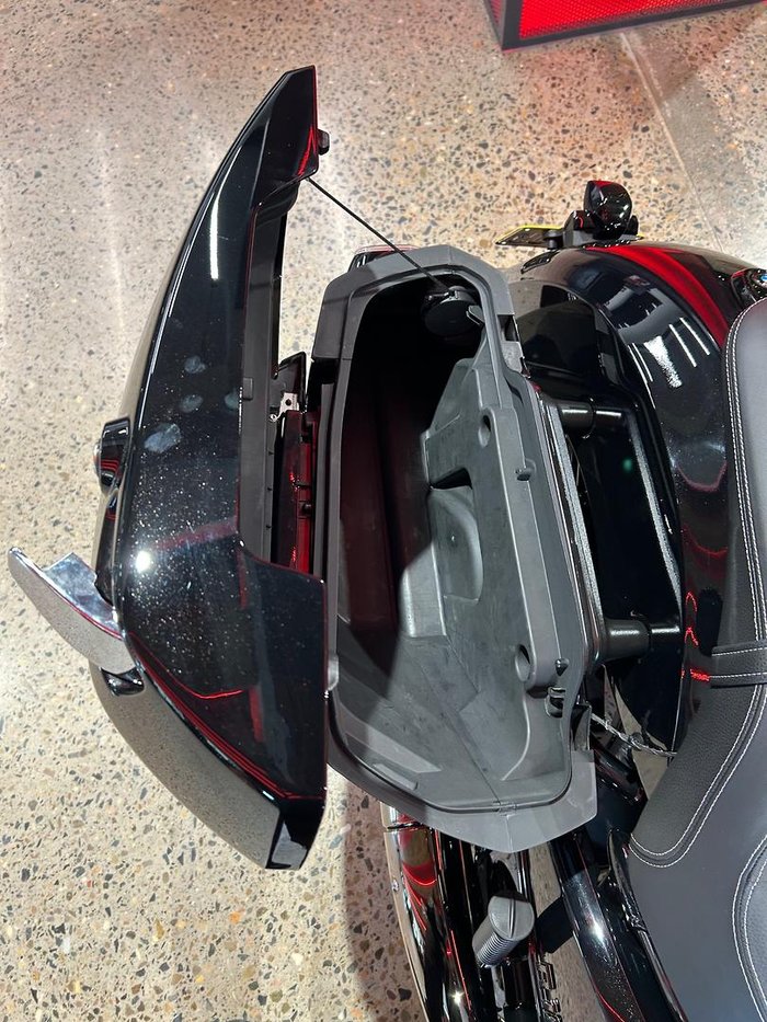 2023 BMW R 18 Roctane Highline R 18 Black