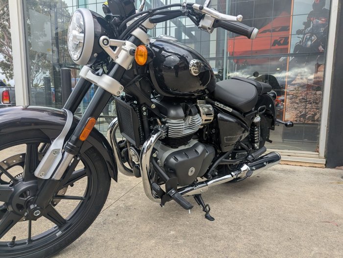 2025 Royal Enfield (see Also Enfiel 2025 Royal Enfield (see Also Enfiel 650CC SUPER METEOR 650 Road ASTRAL BLACK