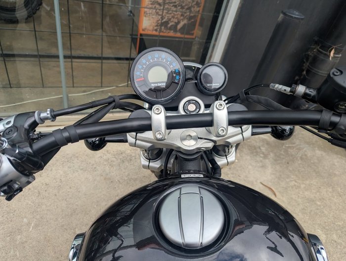 2025 Royal Enfield (see Also Enfiel 2025 Royal Enfield (see Also Enfiel 650CC SUPER METEOR 650 Road ASTRAL BLACK