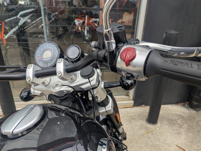 2025 Royal Enfield (see Also Enfiel 2025 Royal Enfield (see Also Enfiel 650CC SUPER METEOR 650 Road ASTRAL BLACK