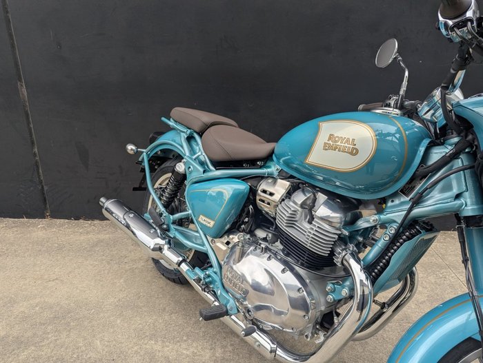 2025 Royal Enfield (see Also Enfiel 2025 ROYAL ENFIELD 650CC CLASSIC 650 GREEN