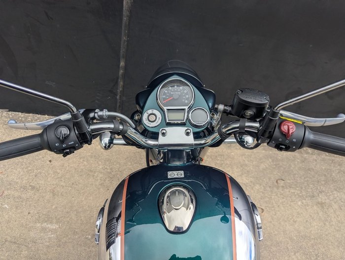 2025 Royal Enfield (see Also Enfiel CLASSIC 350 HALCYON Emerald Chrome