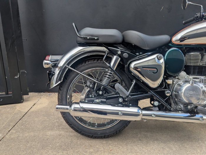 2025 Royal Enfield (see Also Enfiel CLASSIC 350 HALCYON Emerald Chrome