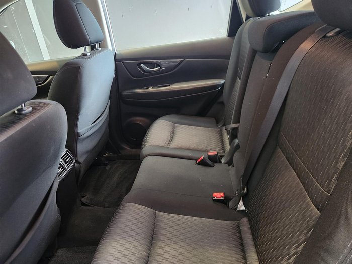 2021 Nissan X-TRAIL ST