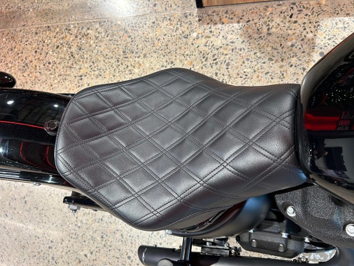 2022 Harley-Davidson Street Bob 114 (FXBBS) Softail Black