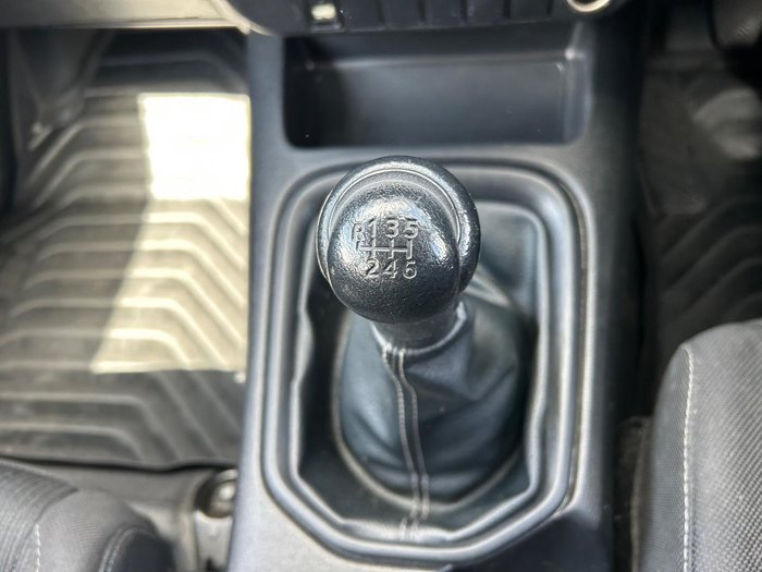 2022 Toyota Hilux SR Hi-Rider