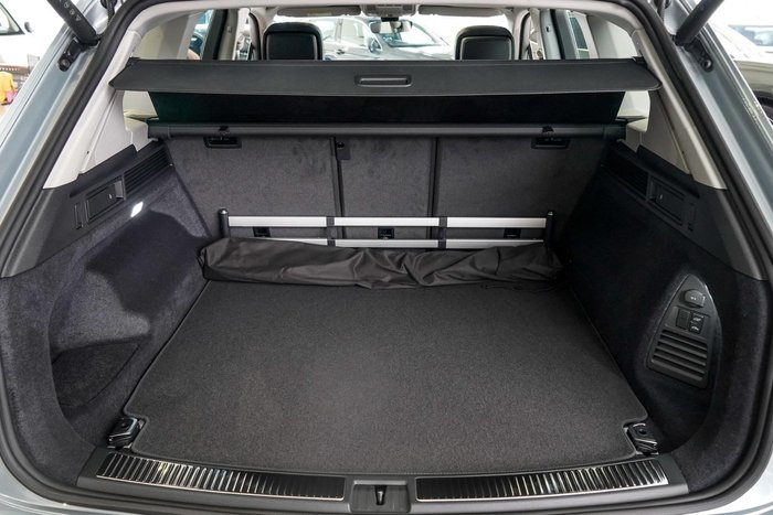 2025 Volkswagen Touareg 210TDI Elegance