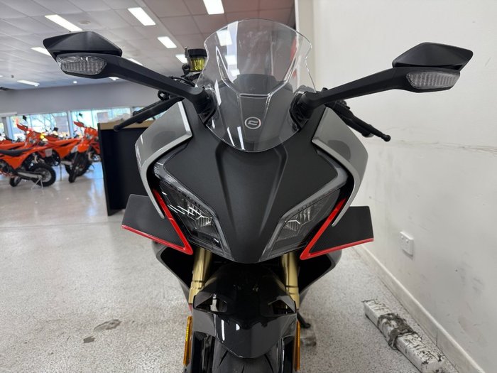 2024 CFMOTO 450 SR ABS NEBULA BLACK
