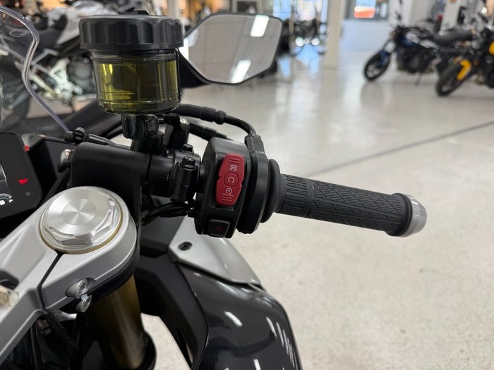 2024 CFMOTO 450 SR ABS NEBULA BLACK