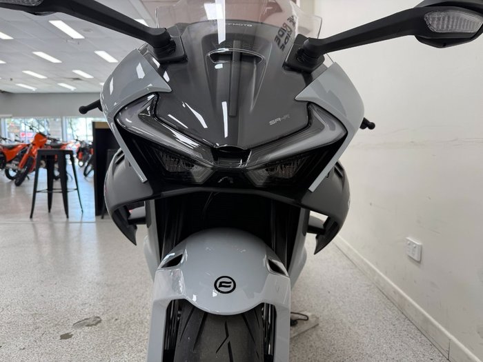 2025 CFMOTO 2025 CF Moto 675CC 675SR-R ABS Road Aerolite Grey