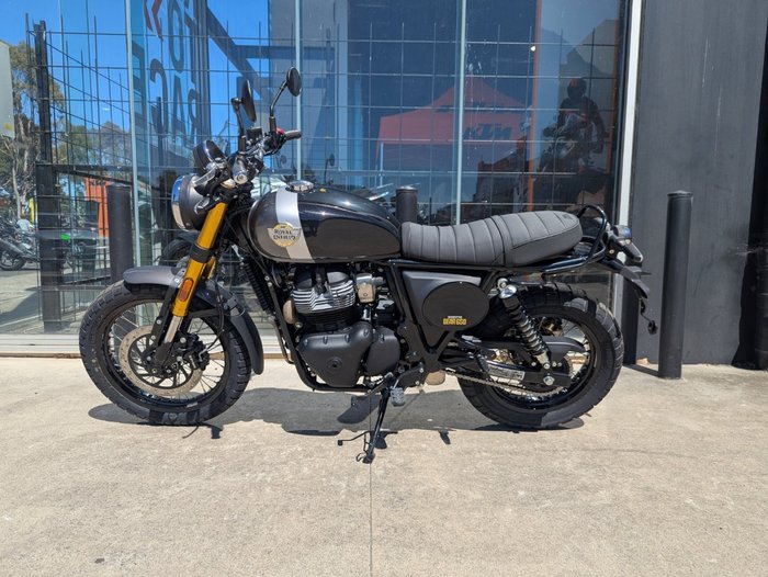 2026 Royal Enfield (see Also Enfiel 2026 Royal Enfield (see Also Enfiel 650CC BEAR 650 Road Golden Shadow