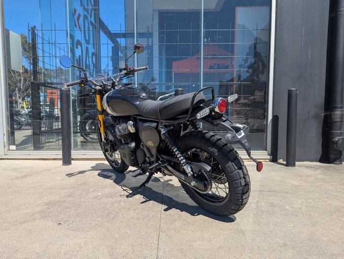 2026 Royal Enfield (see Also Enfiel 2026 Royal Enfield (see Also Enfiel 650CC BEAR 650 Road Golden Shadow