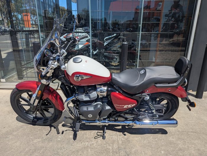 2025 Royal Enfield (see Also Enfiel 2025 Royal Enfield (see Also Enfiel 650CC SUPER METEOR 650 Road CELESTIAL RED