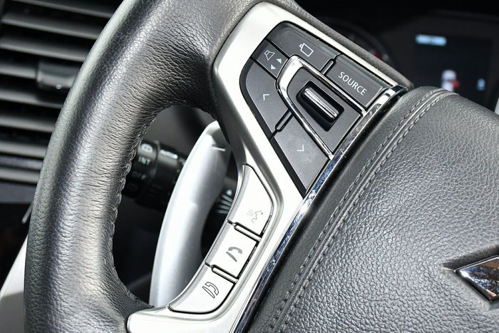 2024 Mitsubishi Pajero Sport GLS