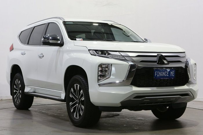 2024 Mitsubishi Pajero Sport GLS