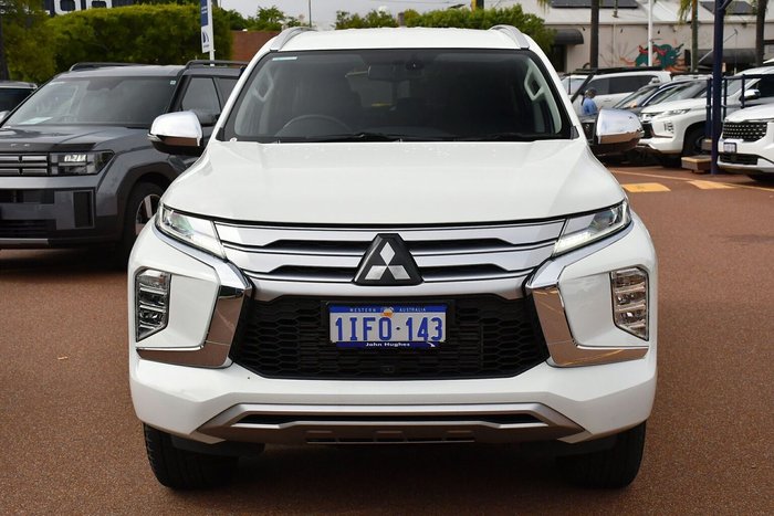 2024 Mitsubishi Pajero Sport GLS