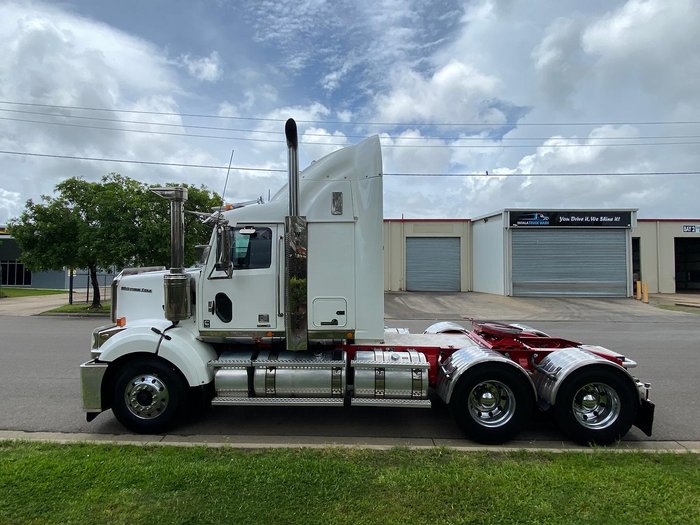 2020 Western Star 4864Fxb
