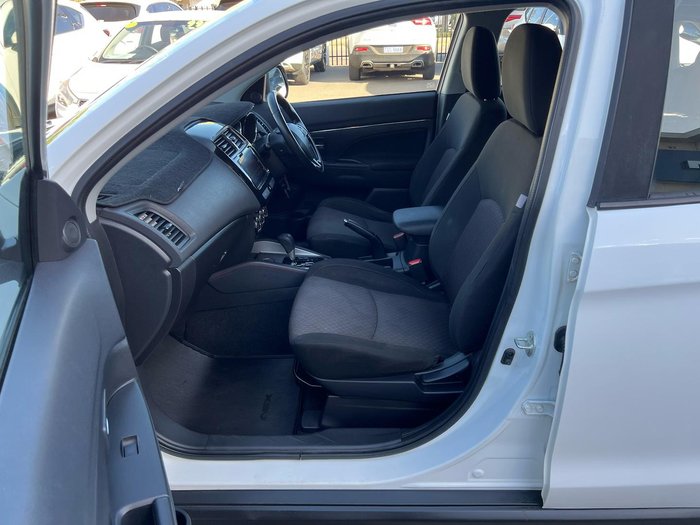 2019 Mitsubishi ASX ES