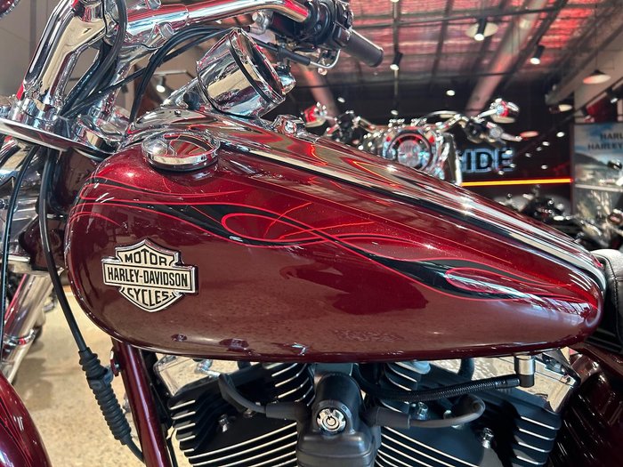 2008 Harley-Davidson Rocker C 96 (FXCWC) Softail Red