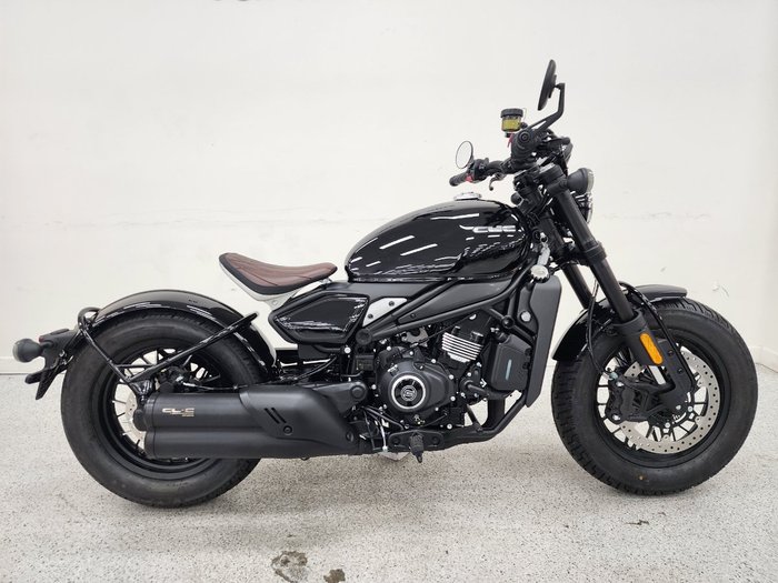 2025 CFMOTO 450 CL-C BOBBER NEBULA BLACK