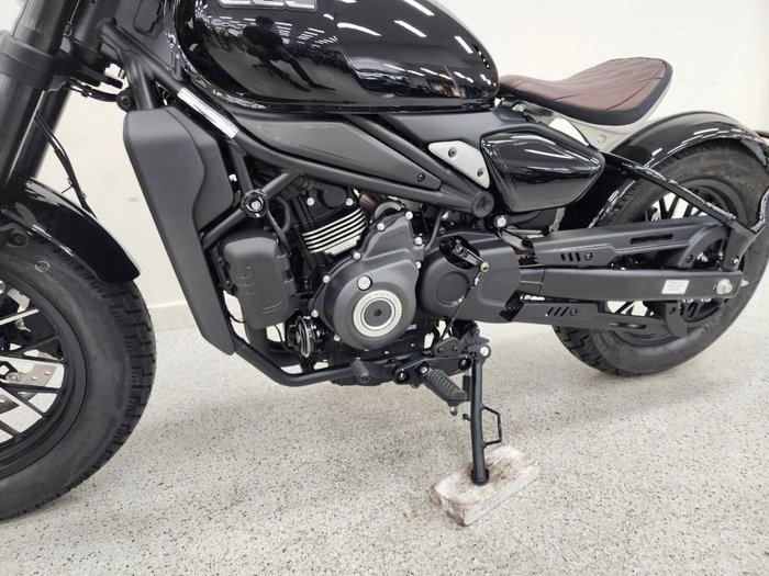 2025 CFMOTO 450 CL-C BOBBER NEBULA BLACK