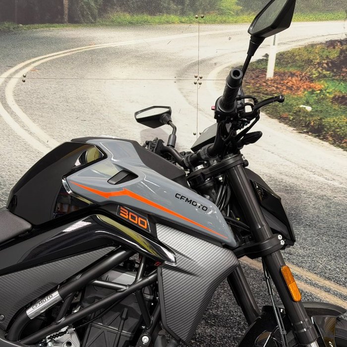2025 CFMOTO 300 NK ABS NEBULA BLACK