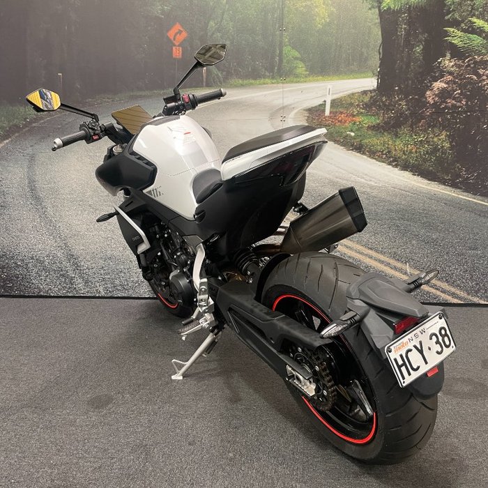 2024 CFMOTO 2024 Cf Moto 800CC 800NK Sport NEBULA WHITE