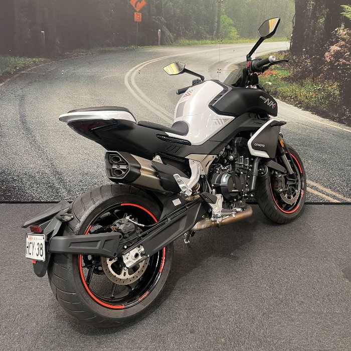 2024 CFMOTO 2024 Cf Moto 800CC 800NK Sport NEBULA WHITE