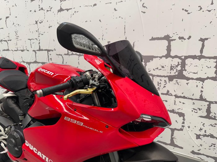 2015 Ducati 899 Panigale Panigale Red