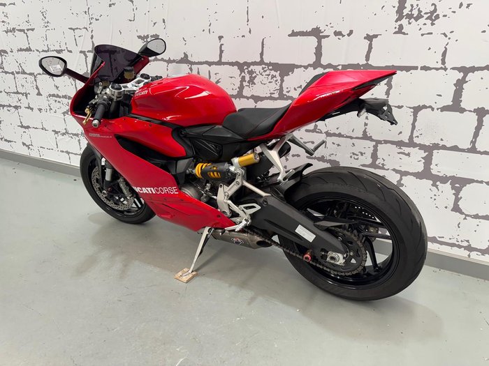 2015 Ducati 899 Panigale Panigale Red