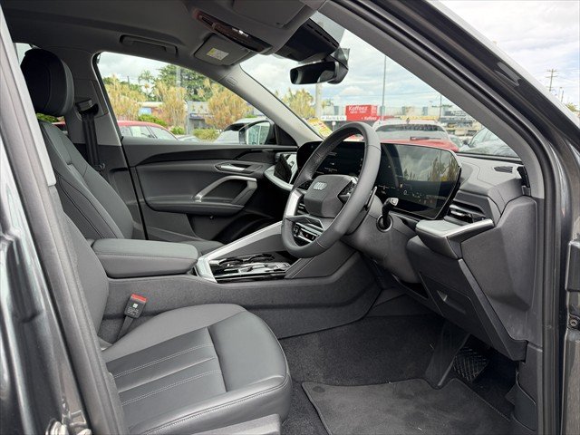 2025 Audi Q5 TFSI 150kW