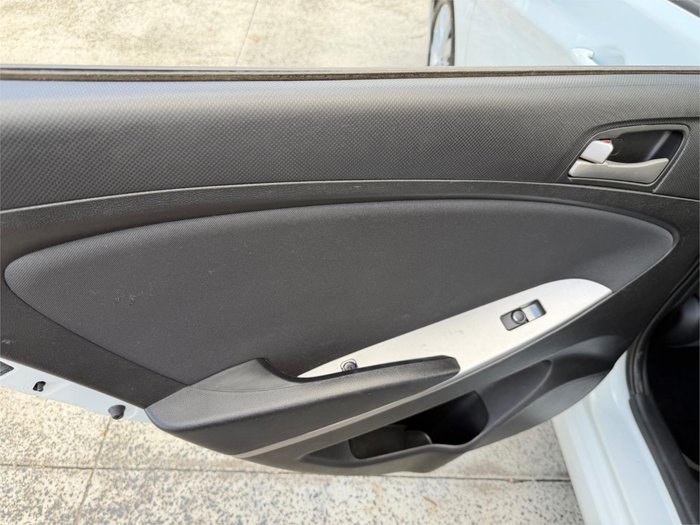 2018 HYUNDAI ACCENT SPORT