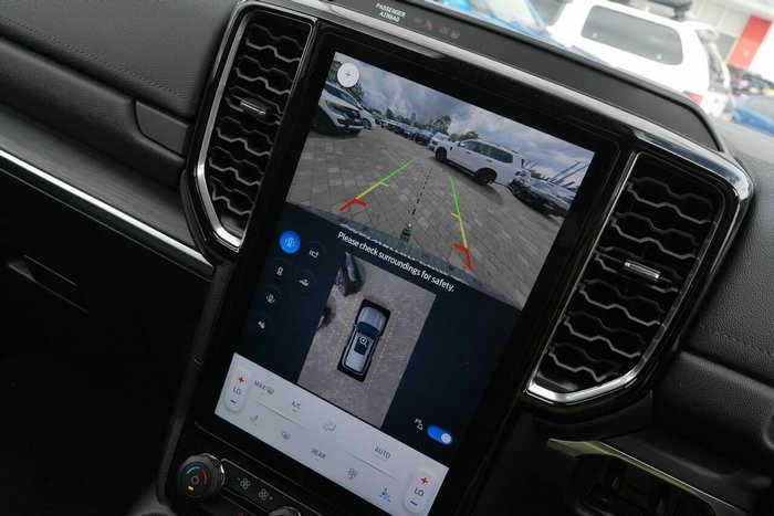 2025 Ford Everest Trend