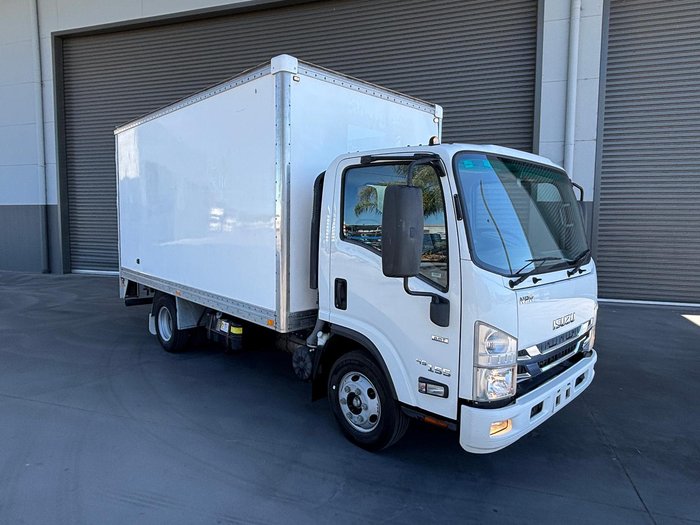 2018 Isuzu Npr 45 155